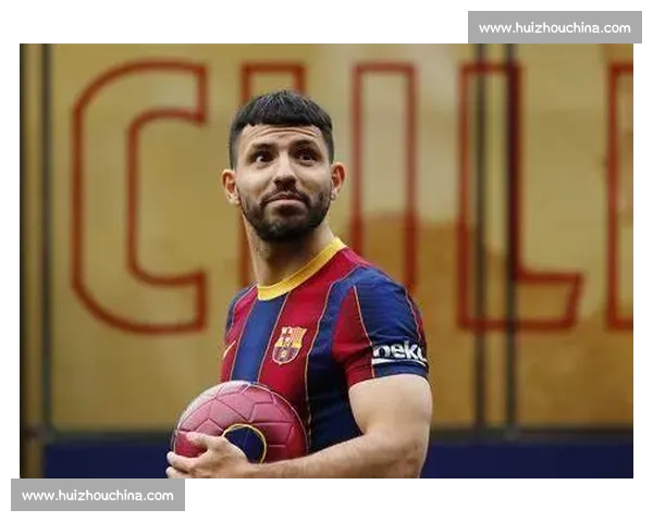 瓜帅怒批红牌判罚，米克尔力挺裁判：刘易斯抬脚动作引争议