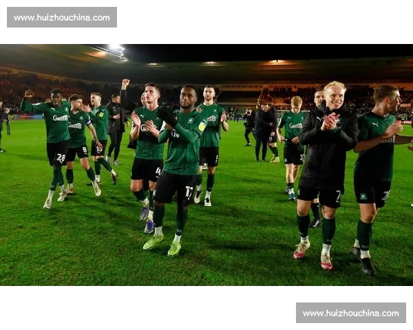 谢菲联 600 万英镑求购热刺新星菲利普斯 英冠劲旅瞄准潜力中卫